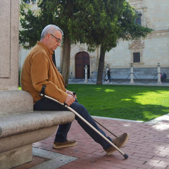 Crutches for walking INDESmed colors