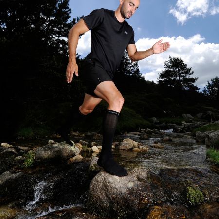 Kompressionskniestrümpfe aus BIO Bambus INDESMED, extra-Komfort gegen Krampfadern INDESmed - schwarz