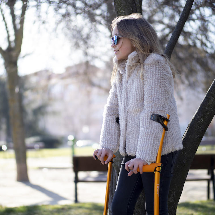 Appui brachial ergonomique pour cannes anglaises