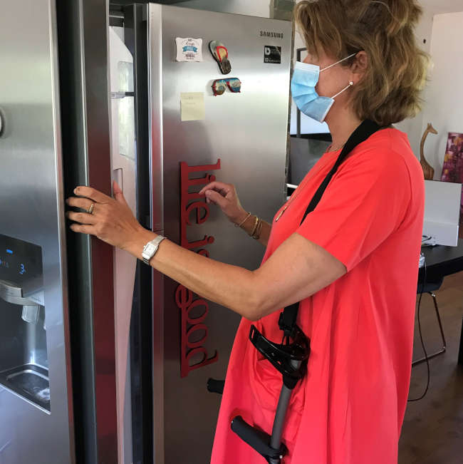 Sangle élastique pour cannes anglaises à la maison